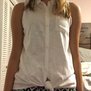 ✨Old navy white button up shirt with tie✨